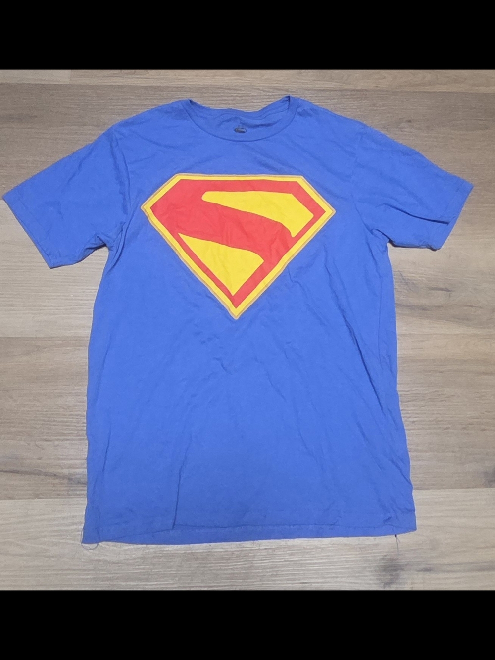 Superman Soft Blue T-Shirt  Sz M Bin Y *worn once for Adam Sandler Costume